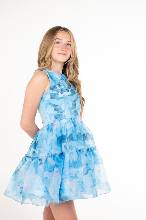 Becky I Blue